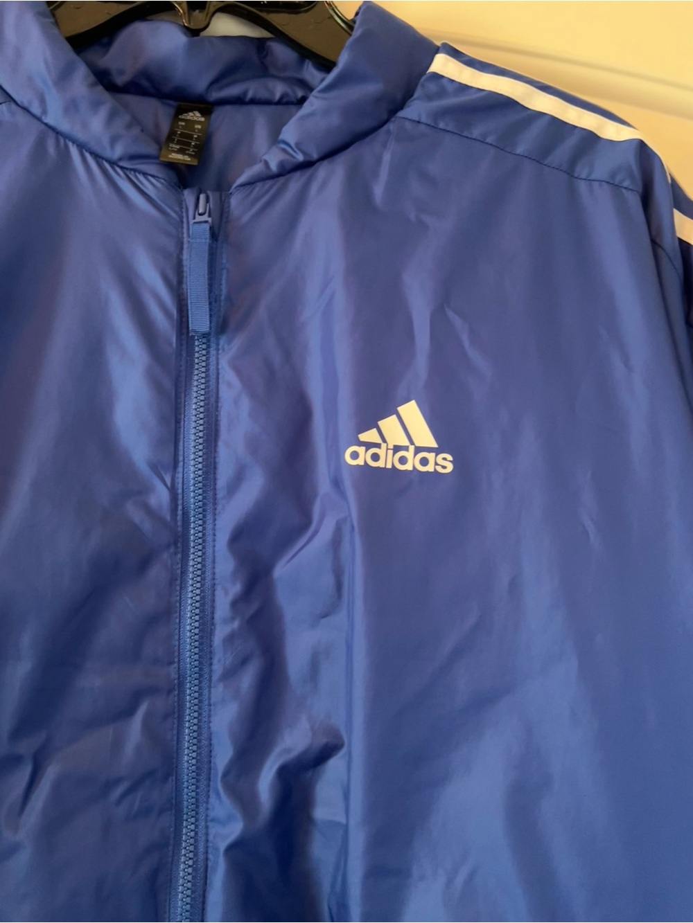 Adidas Essentials insulated bomber jacket royal blue puffer coat Large - Picture 2 of 7